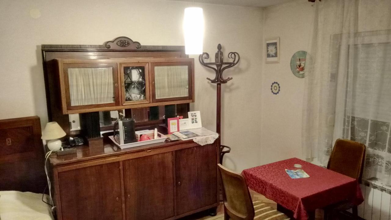 Rooms Aeroport Велика Гориця Екстер'єр фото